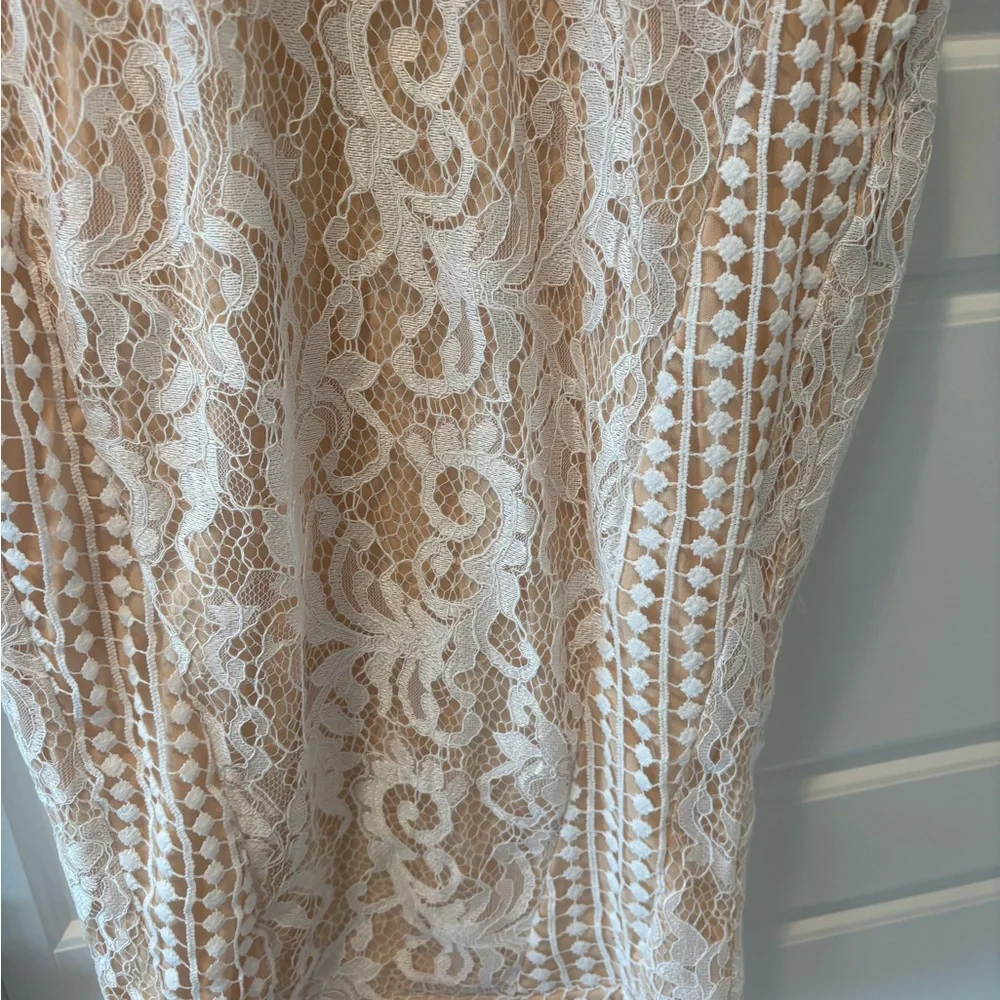 PrettyLittleThing NWT White Lace Crochet High-Neck Midi Dress - Picture 12 of 12